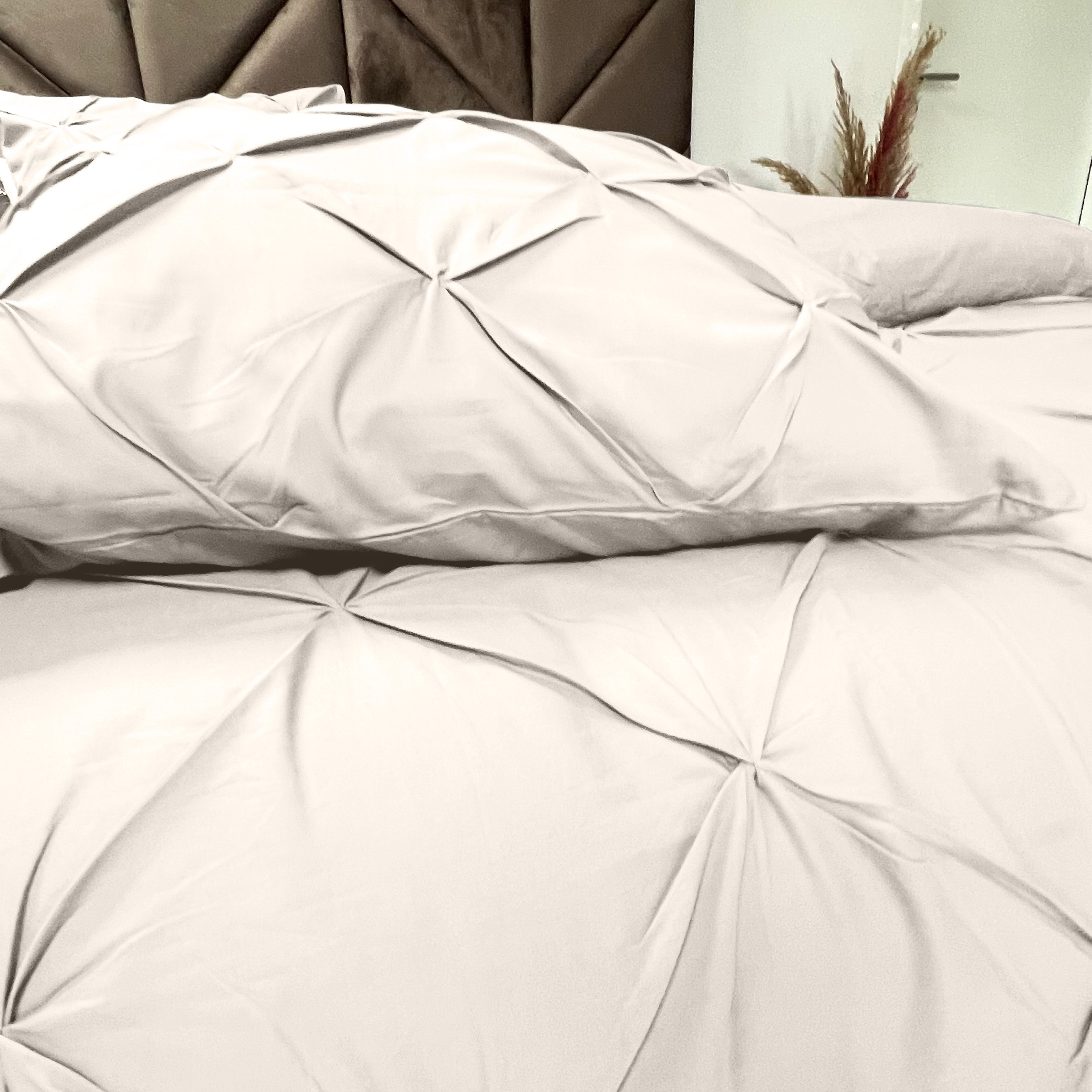 Luxe off white beddengoedset - Monte Carlo Collectie.